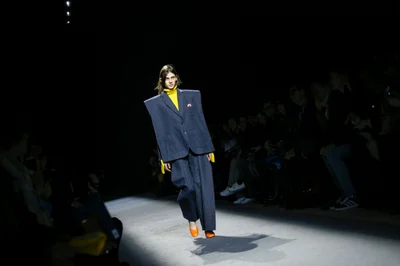 Look 1